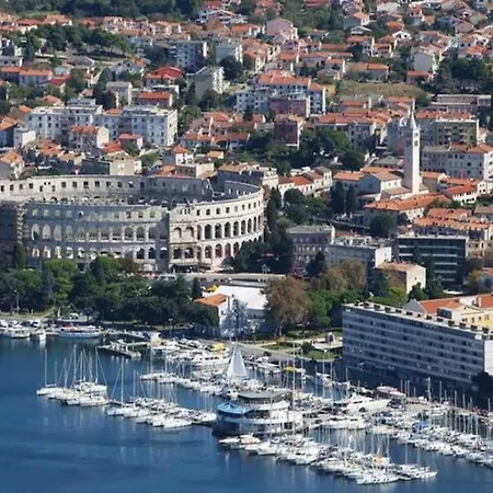 Lorenzo's App Pula, Istria